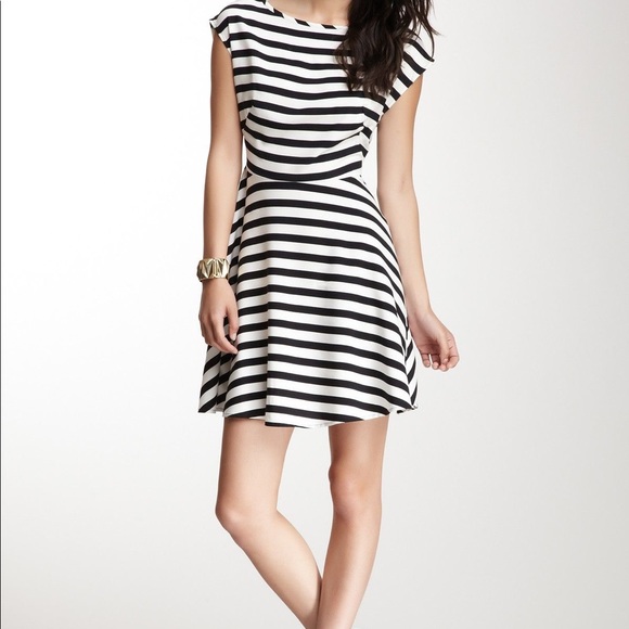 BB Dakota Striped Short Dress - Picture 11 of 12